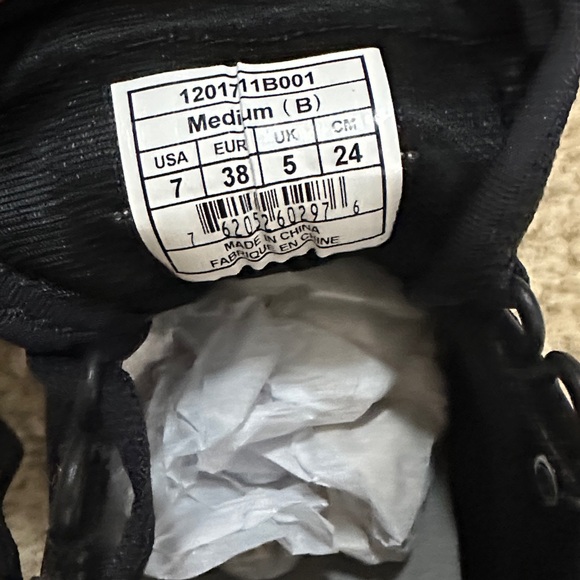 Brooks Heritage Women’s Chariot Black Sneakers 7B (M) - Picture 9 of 10